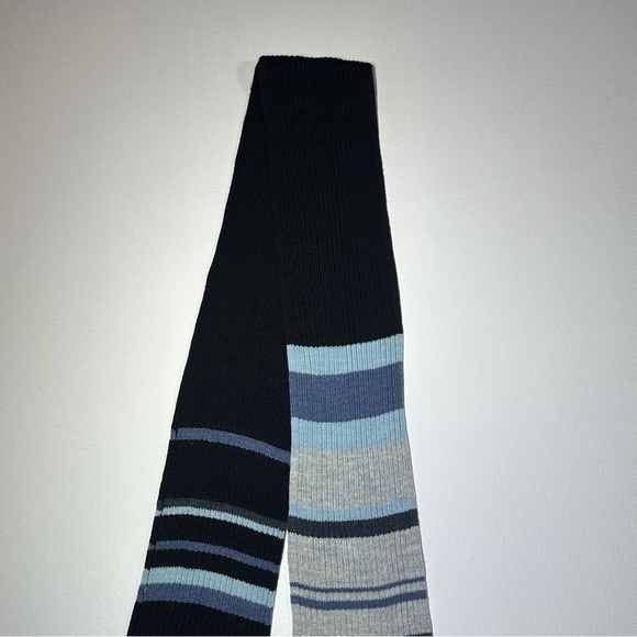 Smartwool Merino Striped Knit Scarf in Gray Black - Picture 9 of 11